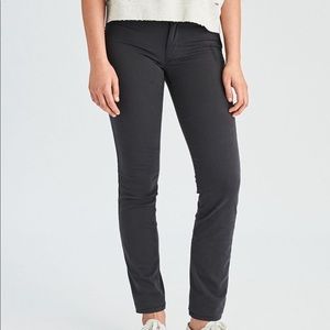 American Eagle Gray Twill Skinny Pant